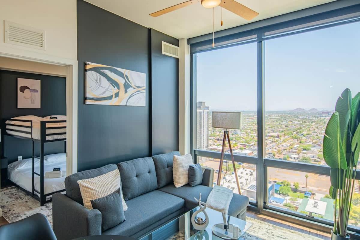 Detailed 2Bd, Highrise Dt, Pool, Gym, Parking, Sleeps 8 Apartment Phoenix Bagian luar foto